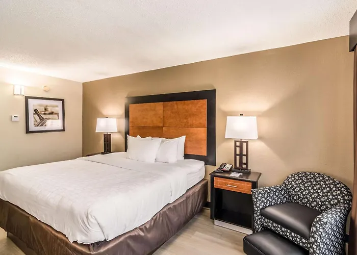 Clarion Inn