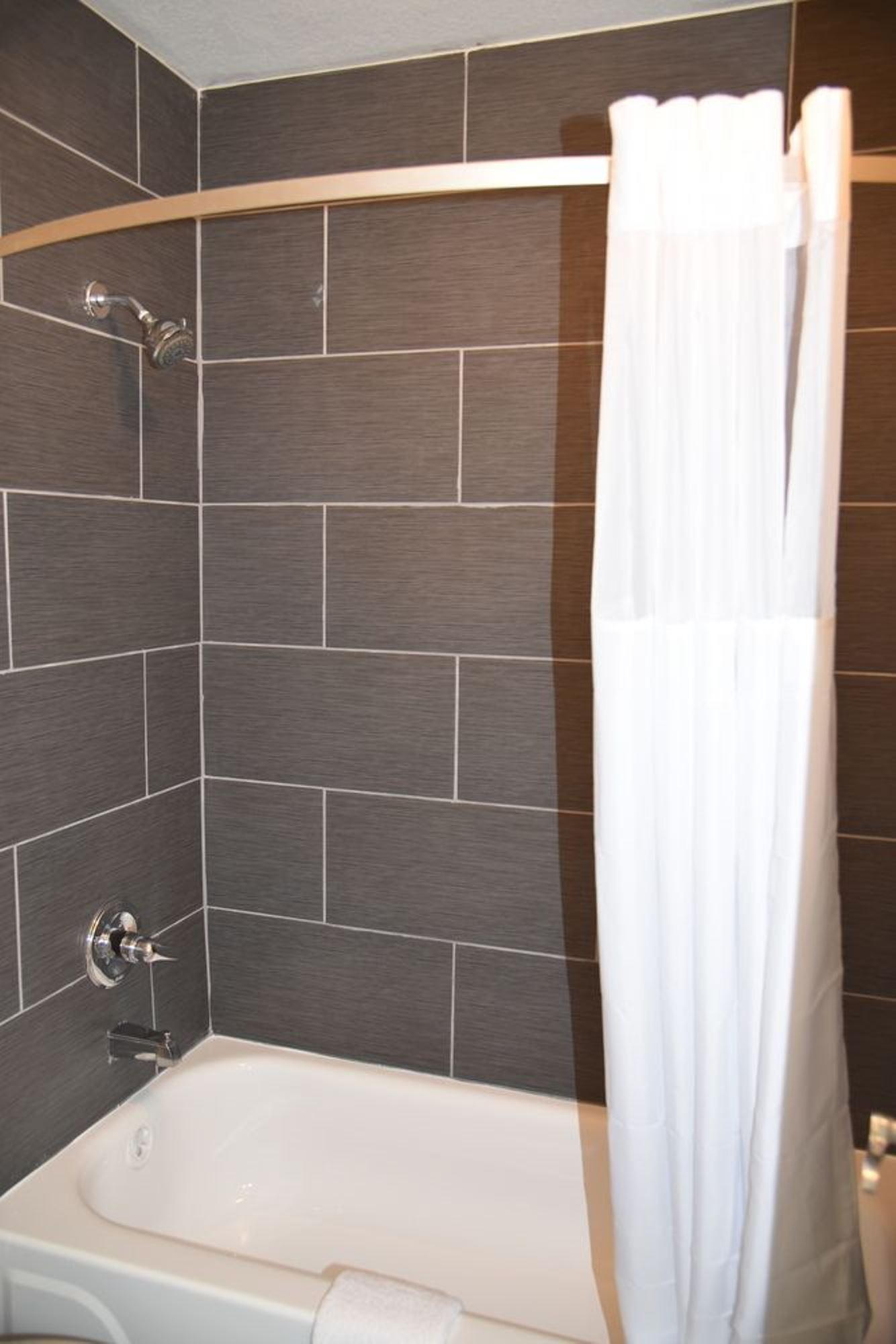 Inn Clarion 2*