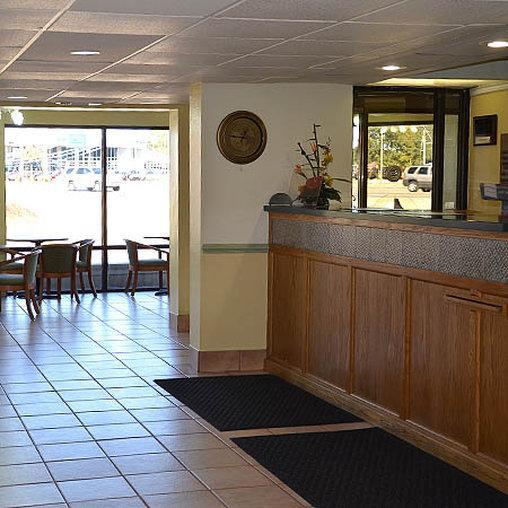 Clarion 2* Ferry Pass